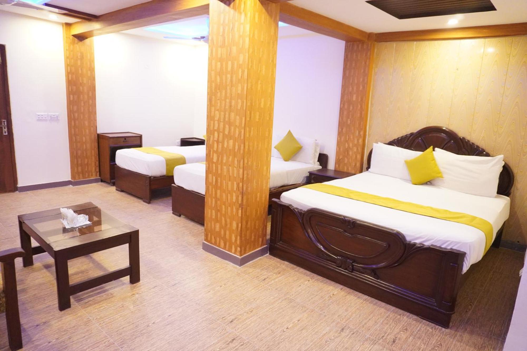 National Hotel Lahore Extérieur photo