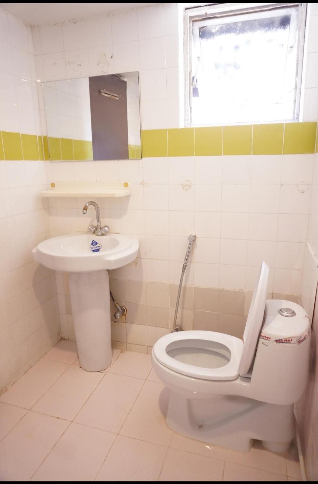 National Hotel Lahore Extérieur photo